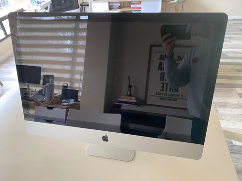 Apple iMac 27  Modelo A1312 (mid 2010)-para Repuestos