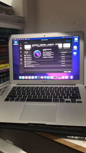 Macbook Air A1466 Prateada 13.3  Novissimo