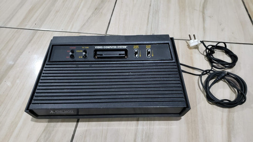Atari 2600 Só O Console Sem Nada Com Defeito Tela Preta. G3