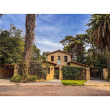 Impecable Casa En La Mejor Ubicacion De Parque Leloir, La Zamba 1200