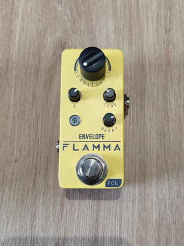 Pedal Envelope Filter Flamma Para Guitarra Baixo Fc11