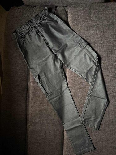 Pantalón De Ecocuero Tipo Cargo T.s