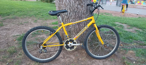 Bicicleta Work's Cross Amarilla Rodado 24 Niñxs 10+ Años