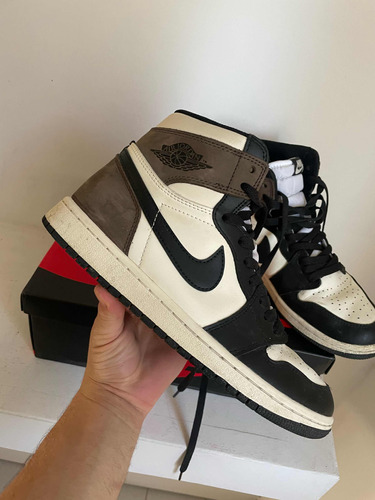 Jordan 1 Retro High Mocha