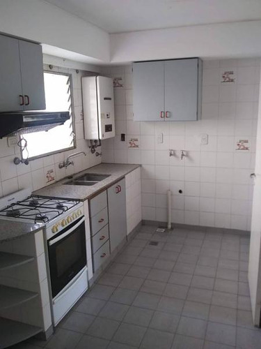 Departamento En Venta De 2 Dormitorios Al Contrafrente Barrio Luis Agote - Imagen 3