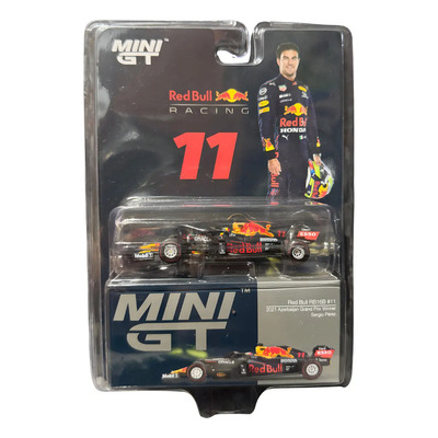 Red Bull RB16B 1:64 Mini GT Checo Pérez Ganador Azerbaiyán 2021 Azul Oscuro | Envío gratis