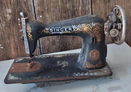 Maquina De Costura Antiga Singer Para Restauro