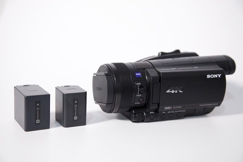 Videocámara Sony Fdr-ax700 Con Pila Adicional Larga Duración