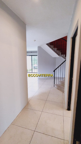 Vendo Hermosa Casa, Sector Exclusivo De Alta Plusvalía - Imagen 3