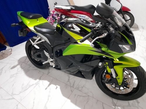 HONDA ESPORTIVA