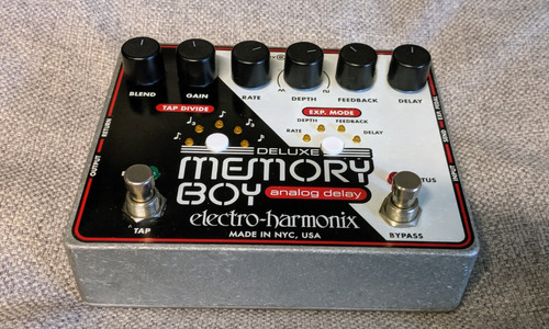 Pedal Electro Harmonix Deluxe Memory Boy Delay Analogico
