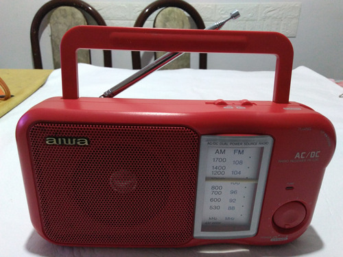 Radio Aiwa Fr C30u Am/fm Funcionando Solo A Pilas Impecable!