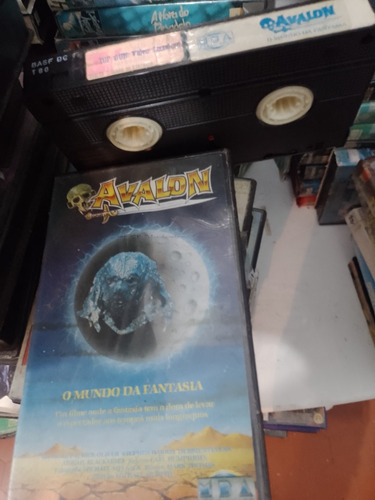 Vhs Avalon Mundo Da Fantasia Mba