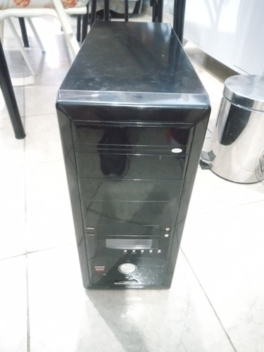 Gabinete Sentey Ds1-4246 + Fuente