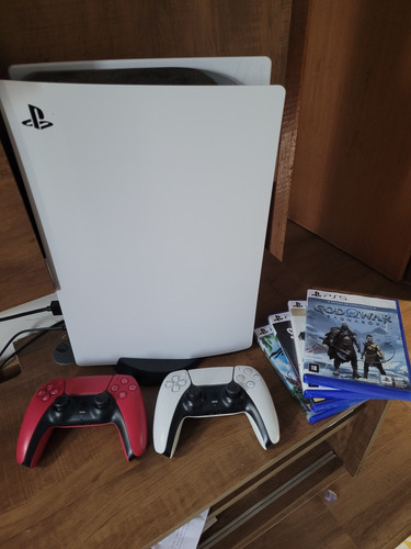 Ps5 Com Leitor De Disco Ssd 825 Gb, 2 Controles E 4 Jogos 