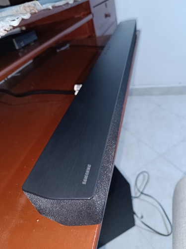 Barra De Sonido Samsung Hw-b450 Como Nueva