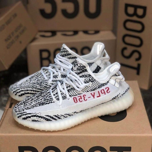 Tênis Yeezy Boost Zebra