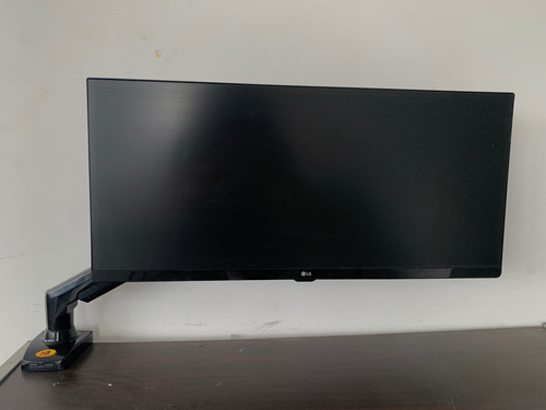 Combo Monitor LG 25 21:9 Ultrawide + Brazo Soporte