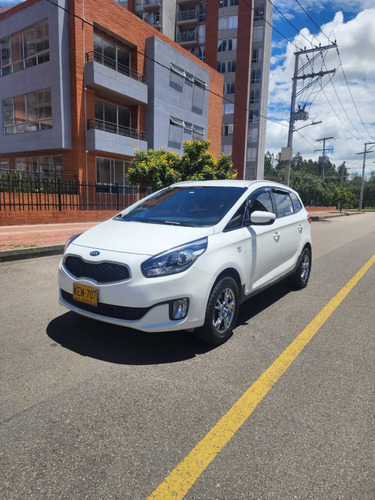 Kia Carens Suv Ex 2015 7 Pasajeros