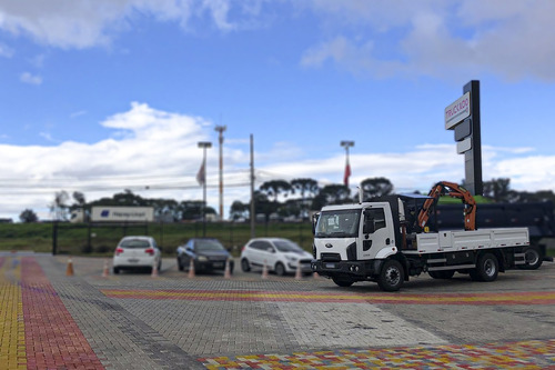 FORD CARGO 1723 4X2 MUNCK 7.5 E CARROCERIA DE AFERIÇÃO=1319