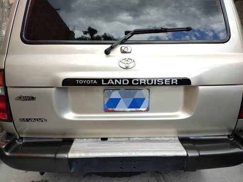 Emblema Platina Resinado Toyota Land Cruiser Burbuja /autana Foto 7