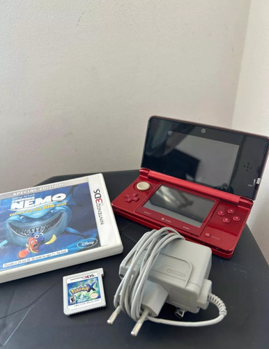 Nintendo 3ds Ctr-001 Color Flame Red