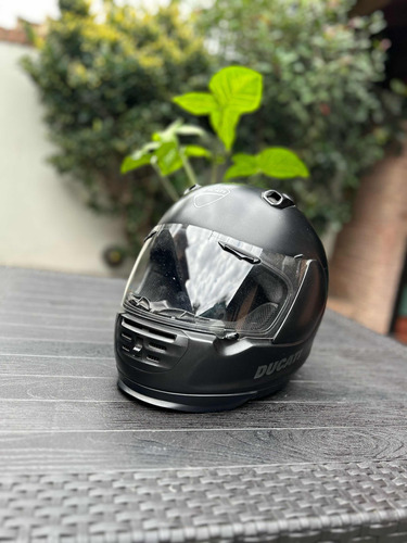 Casco Arai Ducati L