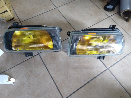 Faros Para Jetta A3 Con Parábola Amarilla Presio Par 