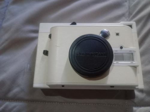 Cámara Polaroid Lomo Instant White