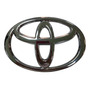 Insignia  Toyota  Porton Hilux  /15 Toyota Hilux