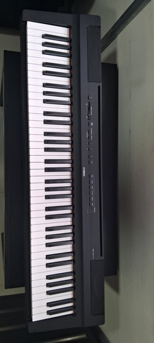 Piano Digital Yamaha P121 - 73 Teclas Pesadas