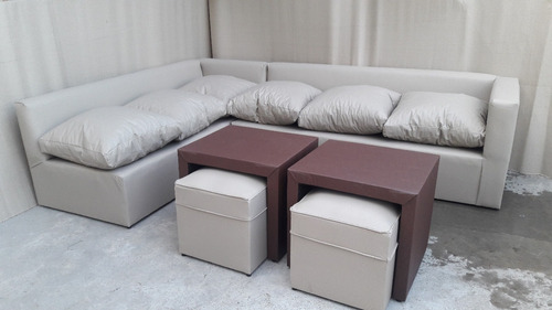 Sillon Esquinero Cubo De 2,50x1,80 + 2 Mesitas + 2 Puff Eco