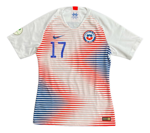 Utilería! Selección Chilena, #17 Fernandez Nike Talla M 2019