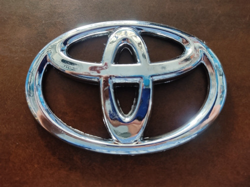 Emblema Insignia Toyota Yaris Compuerta 2006 2007 2008 2009 Foto 2