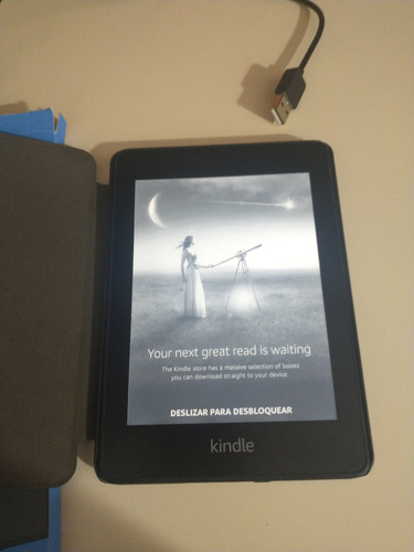 Amazon Kindle Paperwhite E-reader 10 Gen 8gb. 16,5 X 11,5 Cm