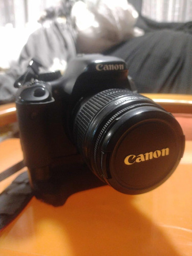 Cámara Fotográfica Canon T2i Completa Más Accesorios