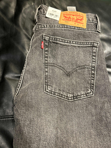 Levis Jean Gris Hombre 31x32  Modelo 510 Skinny