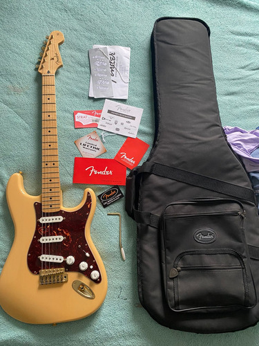 Fender Stratocaster Mexico Deluxe Player