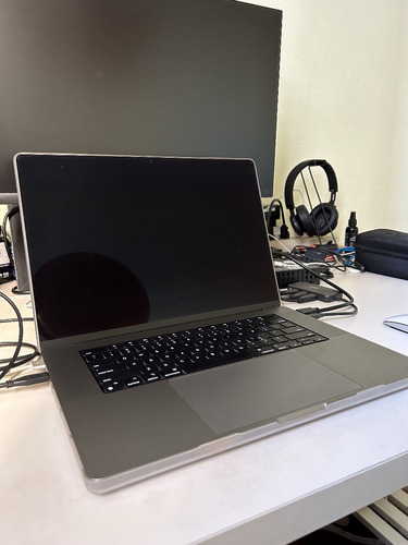 Macbook Pro M1 2021 16gpu 10 Cpu 16gb 512gb