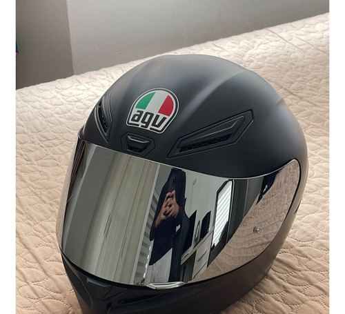 Casco Agv Carrera K1s (talla M), Con 2 Visores