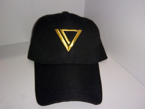 Gorra Triángulo Trap Drake Anuel Aa Dorado Hip Hop Rap Strap