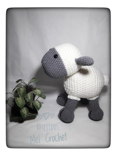 Muñeco Amigurumi Oveja / Artesanal A Crochet