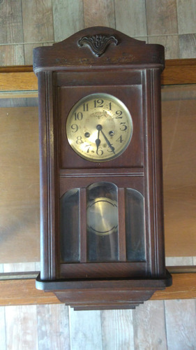 Reloj De Pared Antiguo A Pendulo Aleman