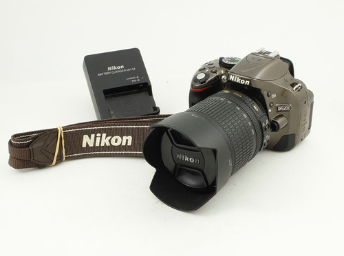  Nikon D5200 Con Lente 18-105 Vr