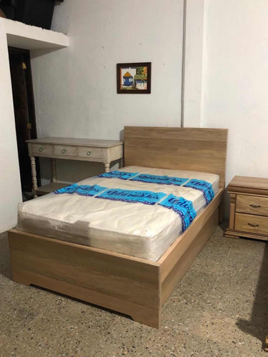 Cama En Roble Macizo 1.20*1.90