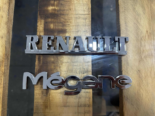 Emblema Letra Renault Megane Baul Juego Foto 2