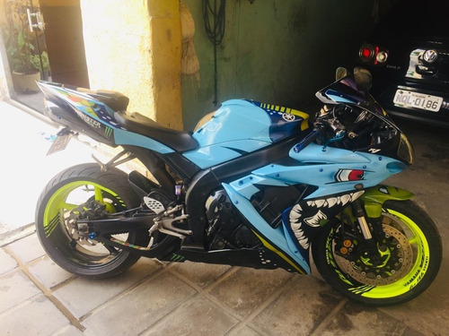 YAMAHA R1 2004 A 2006