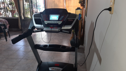 Caminadora Marca Olmo, Modelo Fitness 381850 Watts