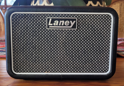 Mini Amplificador Laney Mini Stb Superg