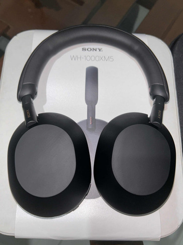 Audífonos Sony Wh-1000xm5 (disponible)